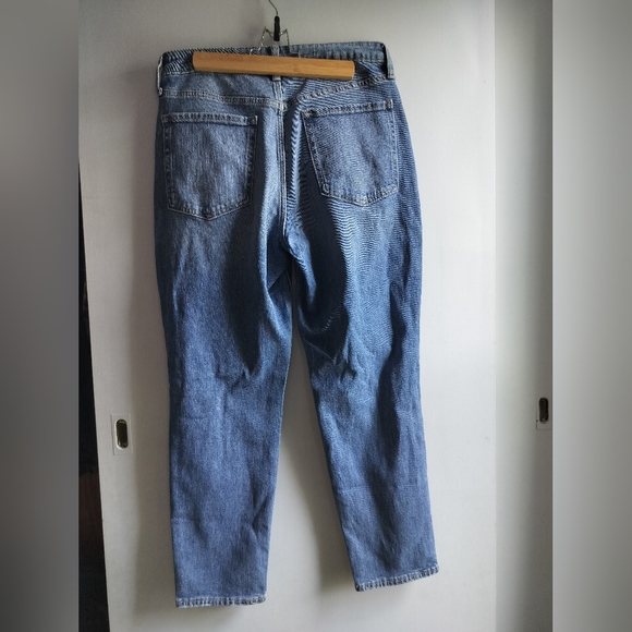 Old Navy jeans - Picture 5 of 6